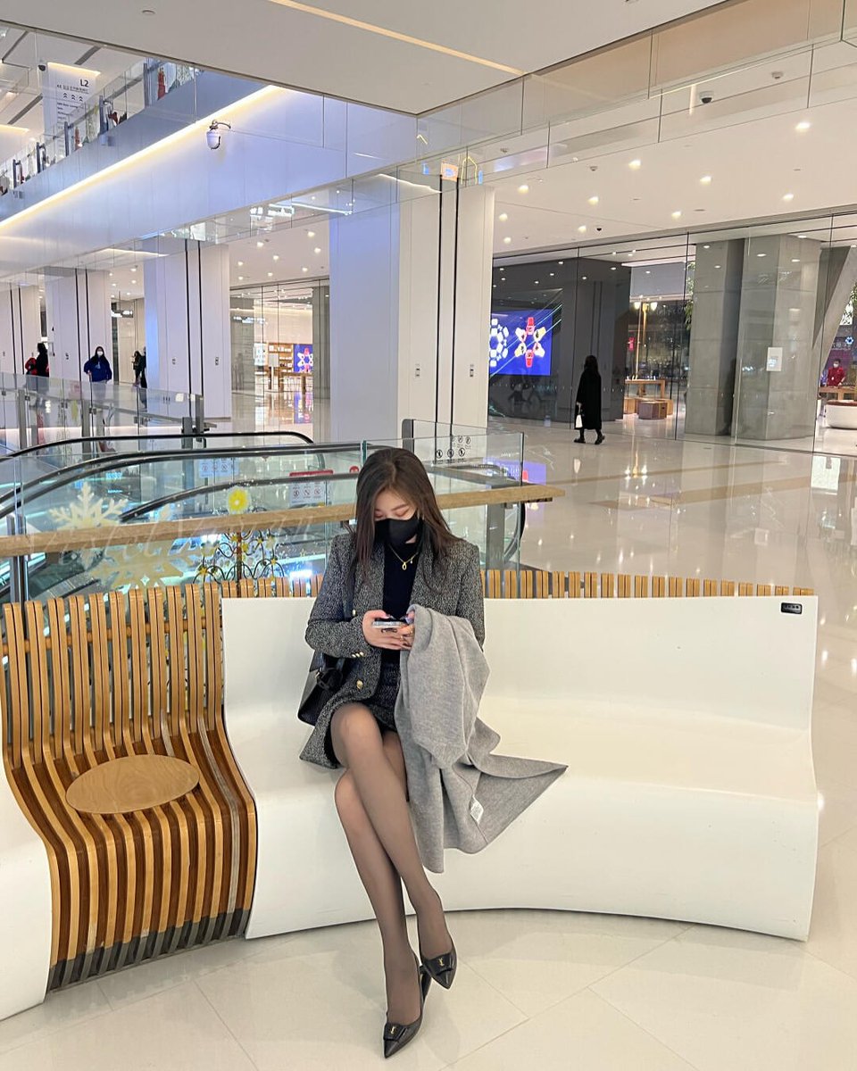 小贤不慧 tweet media