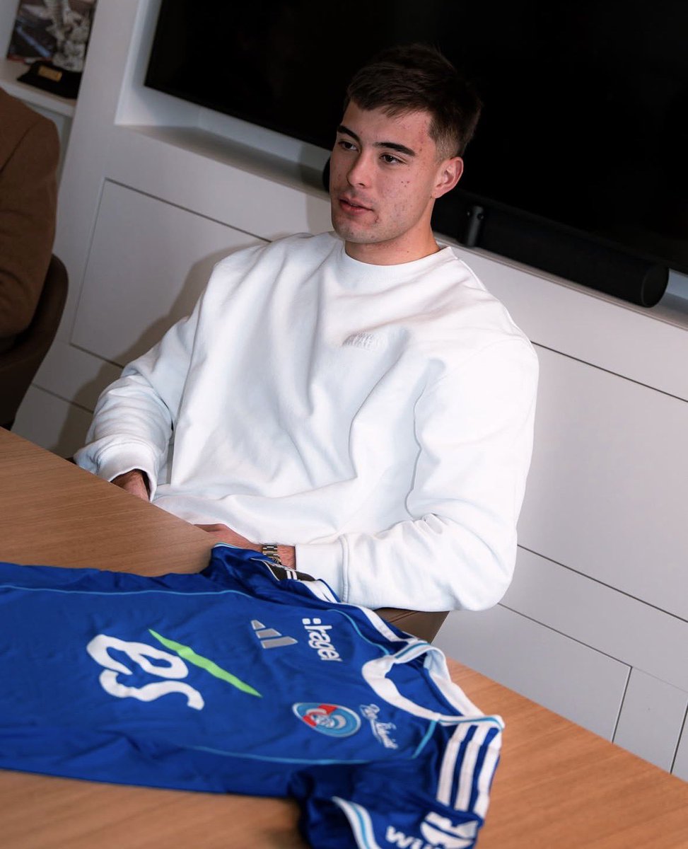 Andy 🖤💛 tweet media