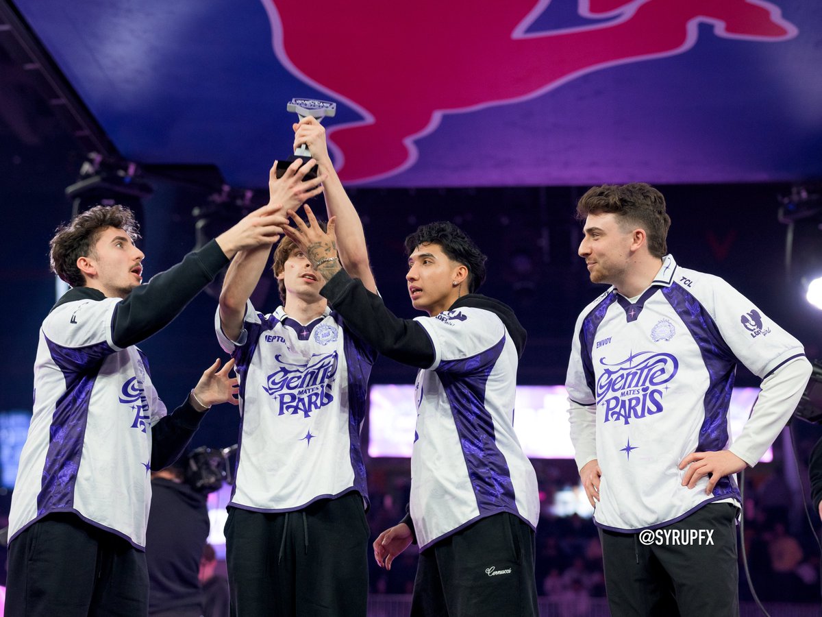 syrupfx's tweet photo. Envoy looking like a proud dad 🥹

@DylanEnvoy | @ParisM8 

Powered by: @BrianStats1 https://t.co/R6VqvZr2SX