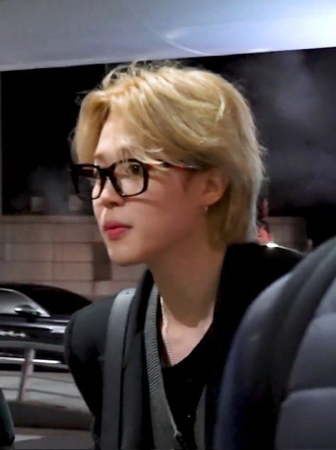 he turned 30 and decided to out pretty the entirety of his generation.