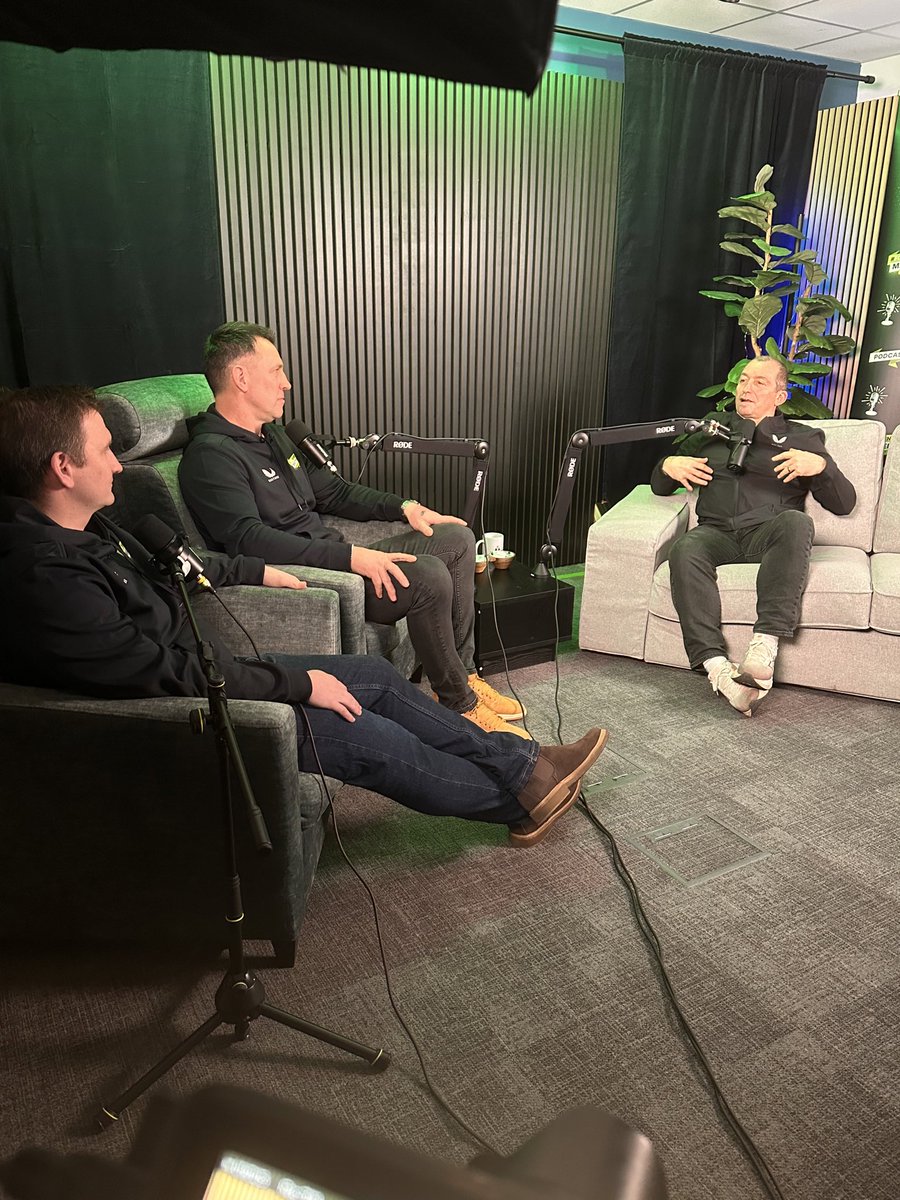 4whenitmatters's tweet photo. What does it actually take to reach the top? 🙌 A massive thanks to Bryan Redpath for joining us today on the #ForWhenItMatters podcast. From captaining Scotland to leading under pressure, we covered leadership, culture, resilience, and everything in between. 🎙️🔥 @#mannrobertssolicitors #commercial #rugbyleague #rugbyunion