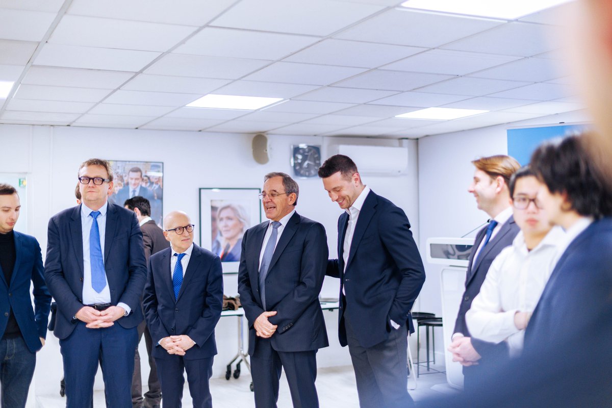 J_Bardella's tweet photo. Face aux compromissions de Rachida Dati avec le macronisme comme face à la gauche bobo, @ThierryMARIANI est le seul candidat de rupture pour les élections municipales à #Paris.

Sécurité, propreté, bon sens : la ville de Paris a un besoin urgent d’en finir avec le socialisme. https://t.co/19UjGqD2Dp