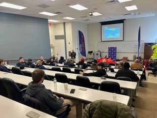 MSFireAcademy's tweet image. t was cold and windy, but they came out and trained nonetheless! Another great class with Exxon Mobil Pipeline Company. #MSFA