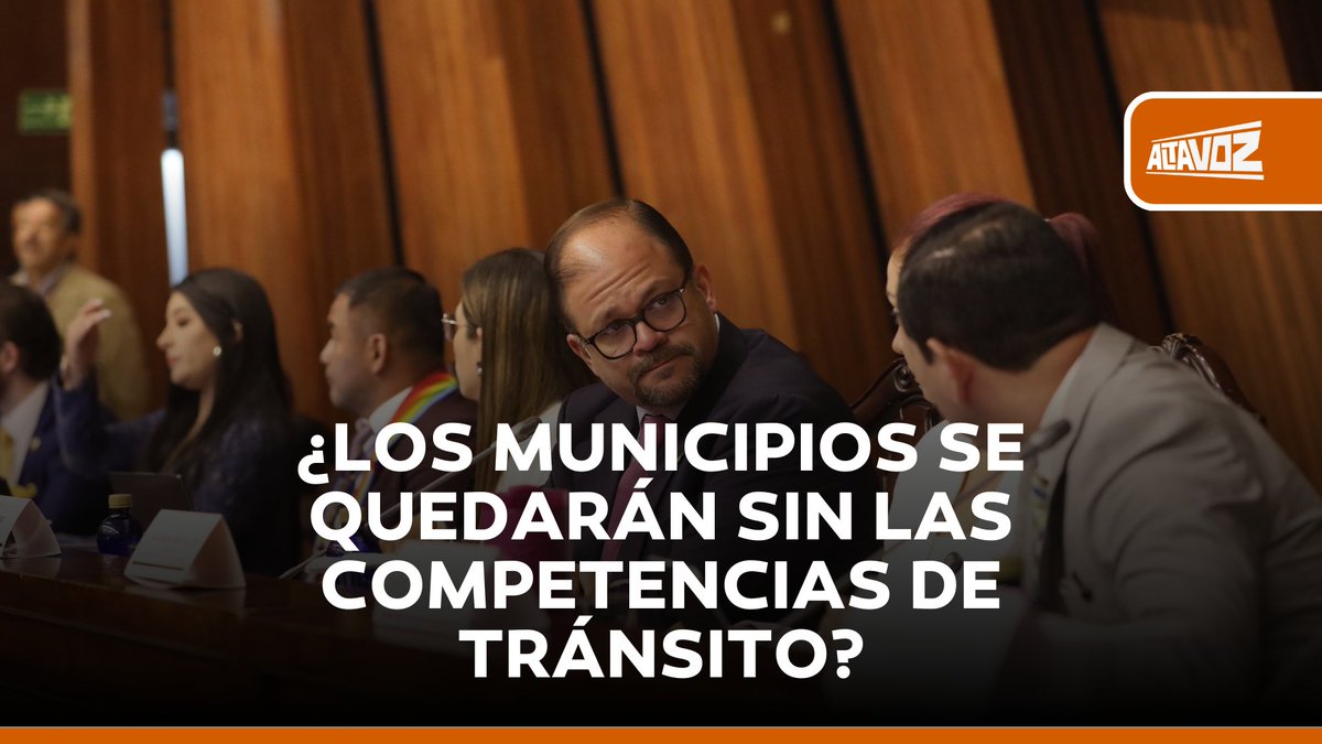 altavozecu_'s tweet photo. 🗣️  LO QUE DIJO EL MINISTRO REIMBERG

Como una forma de parar la corrupción y la influencia del crim3n org4nizado en el tránsito del país, el ministro del Interior, @JohnReimberg, aseveró que “lo que hay que hacer es quitarles las competencias del tránsito a los Municipios. Ni los más grandes, ni los medianos, ni los pequeños están en capacidad para llevar esa competencia: son un desastre".

Foto: Flickr / Asamblea Nacional