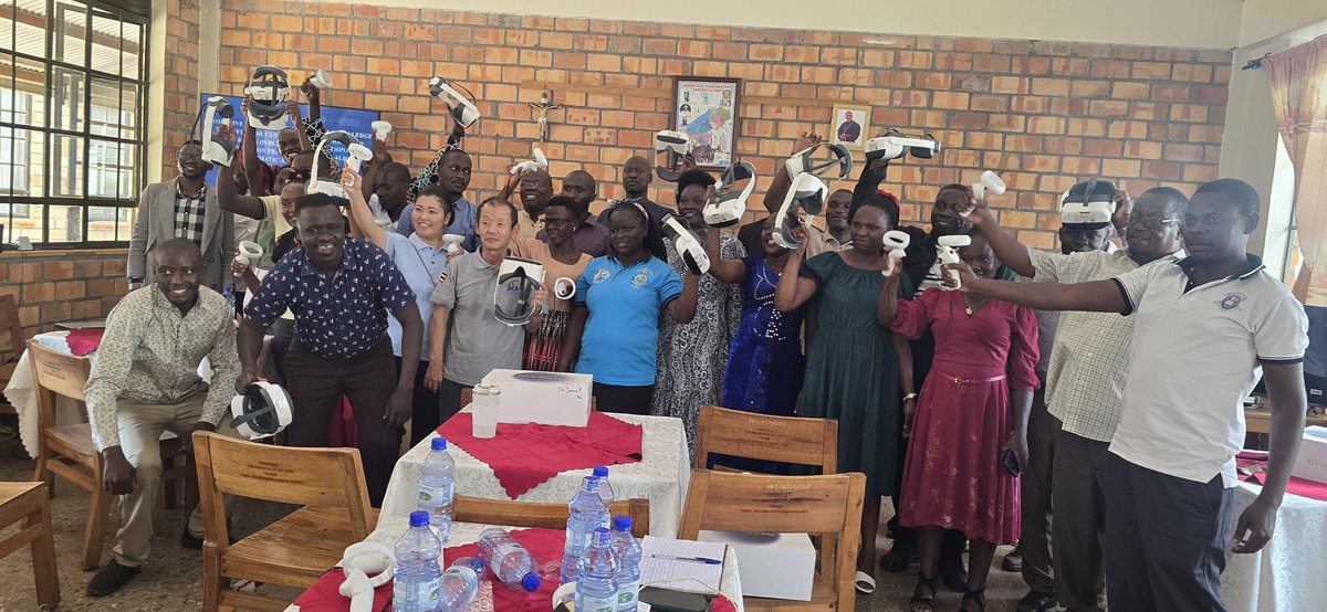 RonaldMwanje2's tweet photo. 🚀 Phase Two: VR Instructor Training done! In Hoima, instructors explored NVQF-aligned VR modules wuth 3-VTIs Electrical, Construction, Plumbing, Catering, Mechanics, Welding &amp; WBL. Headsets on, confidence up! 🙌 Thanks Enabel VR is transforming skills training in Uganda 
#VTI https://t.co/JHIZkvx5Ya