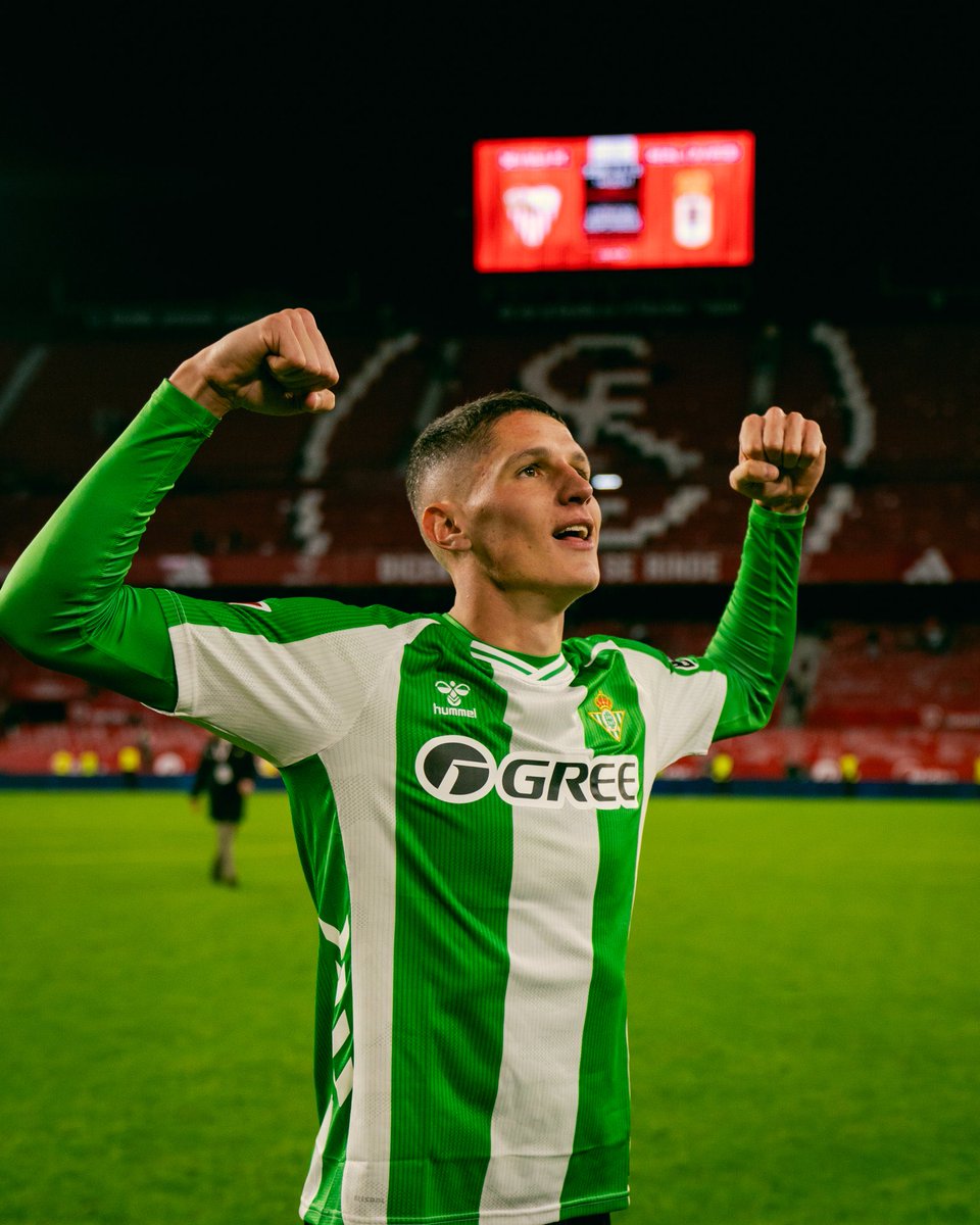 🟢 INFORMACIÓN <a href="/RealBetis/">Real Betis Balompié 🌴💚</a> 

❌ #ÚltimaHora el AJAX ha hecho una OFERTA por SERGI ALTIMIRA, que los verdiblancos HAN RECHAZADO por estar MUY por debajo de su valor

➡️ Siguen las conversaciones por el centrocampista y por BAKAMBU

Os cuento más detalles en breve en #DAZNTRANSFER