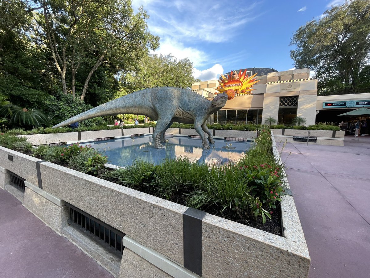 Savethemagic tweet media