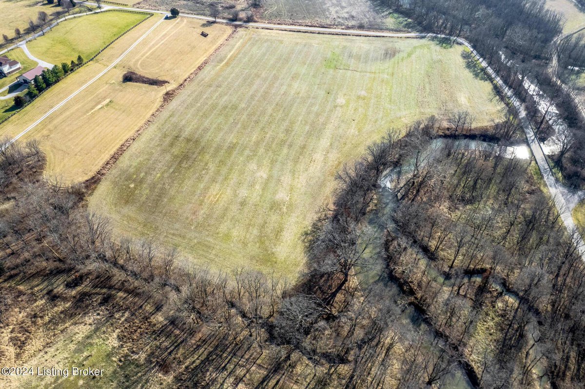 smithclick's tweet photo. 📍 New on the Market | FOR SALE - Tract 8 Anderson Ln, Shelbyville, KY 40065  - $258,540
This listing just hit — and it’s one you don’t want to miss.
Opportunities like this move fast.
 https://t.co/WB3EzsXuNx https://t.co/S4IKceQEgd