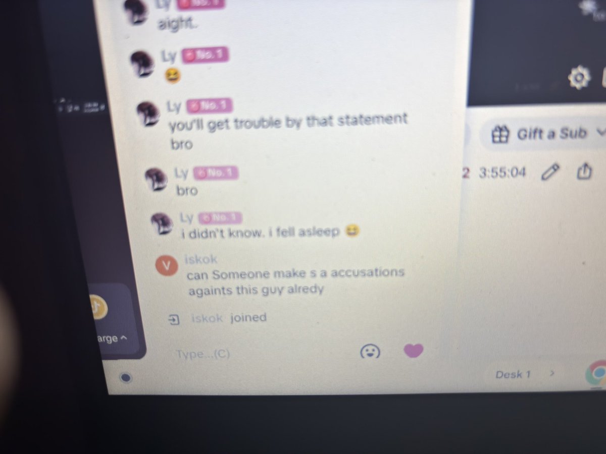 someeonnee tweet media