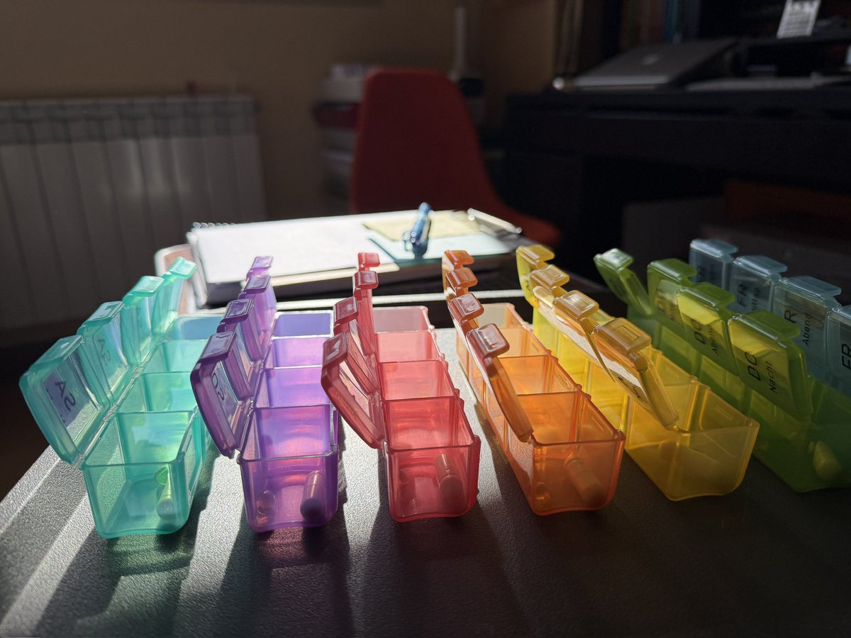 AdelePeabody's tweet image. 1300 words written today. Chapter 18 is going well. I have move one scene from this chapter to the next one,  because it makes more sense there.

#writing #WritingCommunity #WritingLife 

Photo of the day: light is everything.