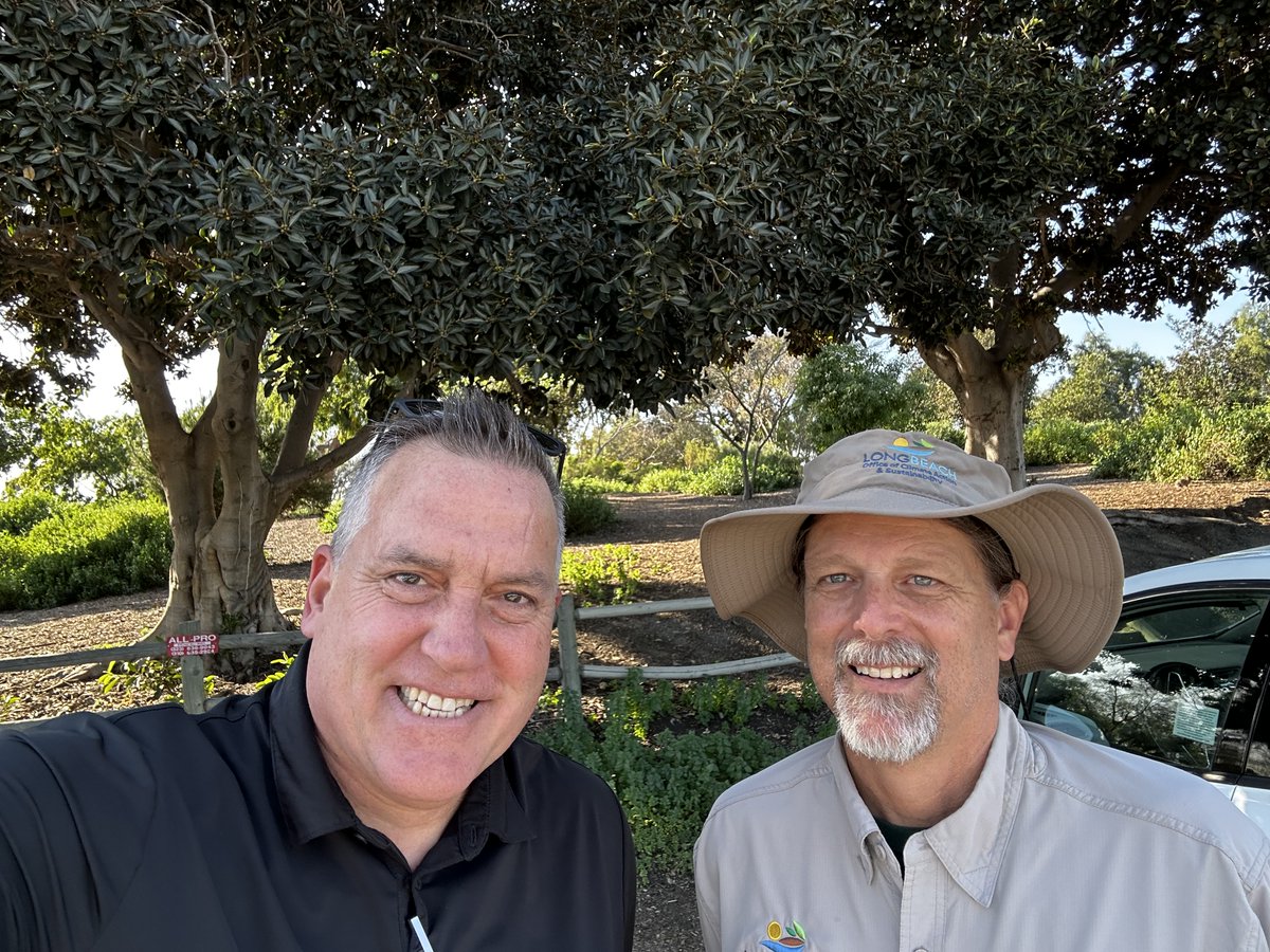 DanLambe's tweet photo. California, you delivered.​

An inspiring visit seeing forest sustainability and urban tree management in action. From @longbeachcity to @TaylorGuitars, I'm grateful for the partners and leaders using trees to make a real difference for people and communities. https://t.co/kYUVTzO9Xa