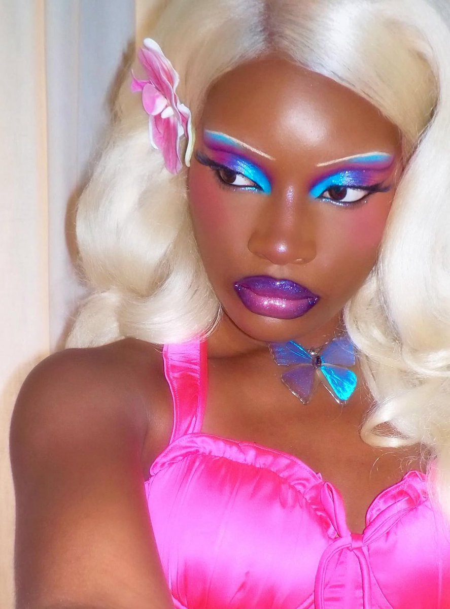 life’s too short for beige &amp; gray 💕