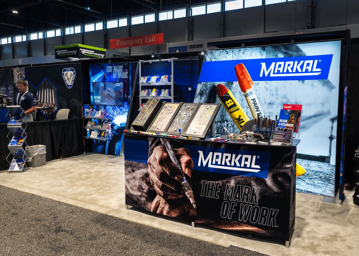 Featherlite Exhibits tweet media