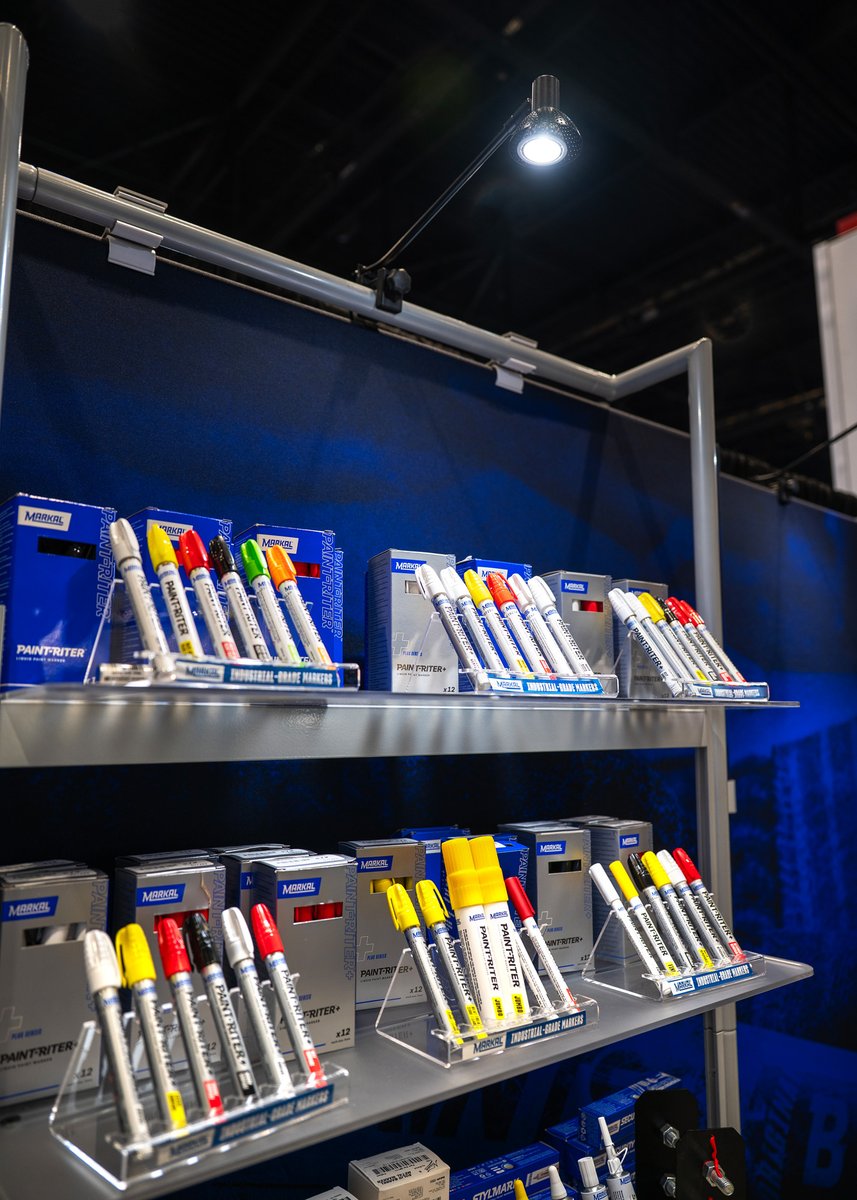 Featherlite Exhibits tweet media