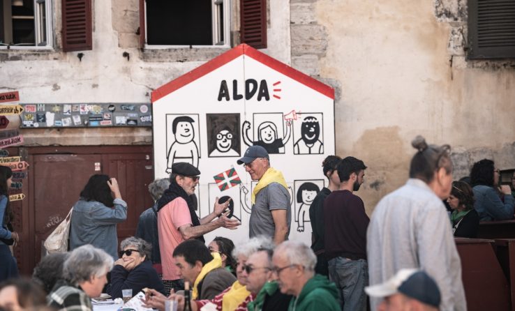 zuzeu's tweet image. Arriskua hazten den tokian, itxaropena ere hazten da 
zuzeu.eus/?p=398629 #ALDA