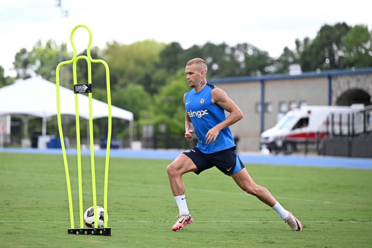 THE CHELSEA FORUM tweet media