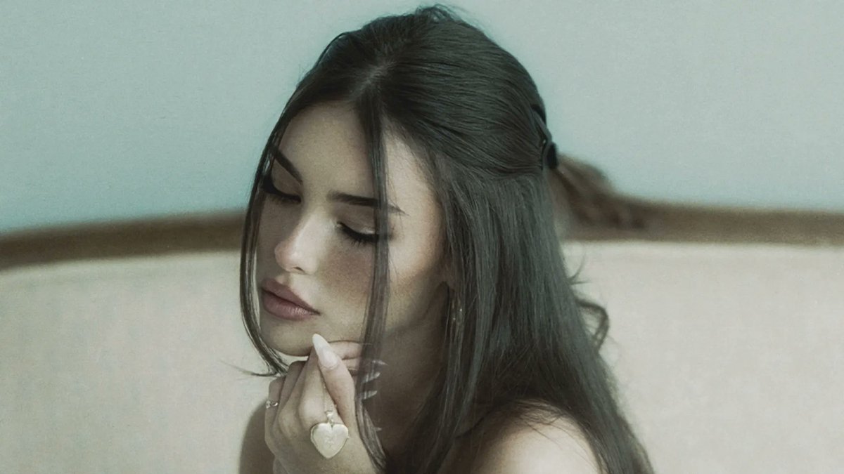 Madison Beer Uruguay tweet media