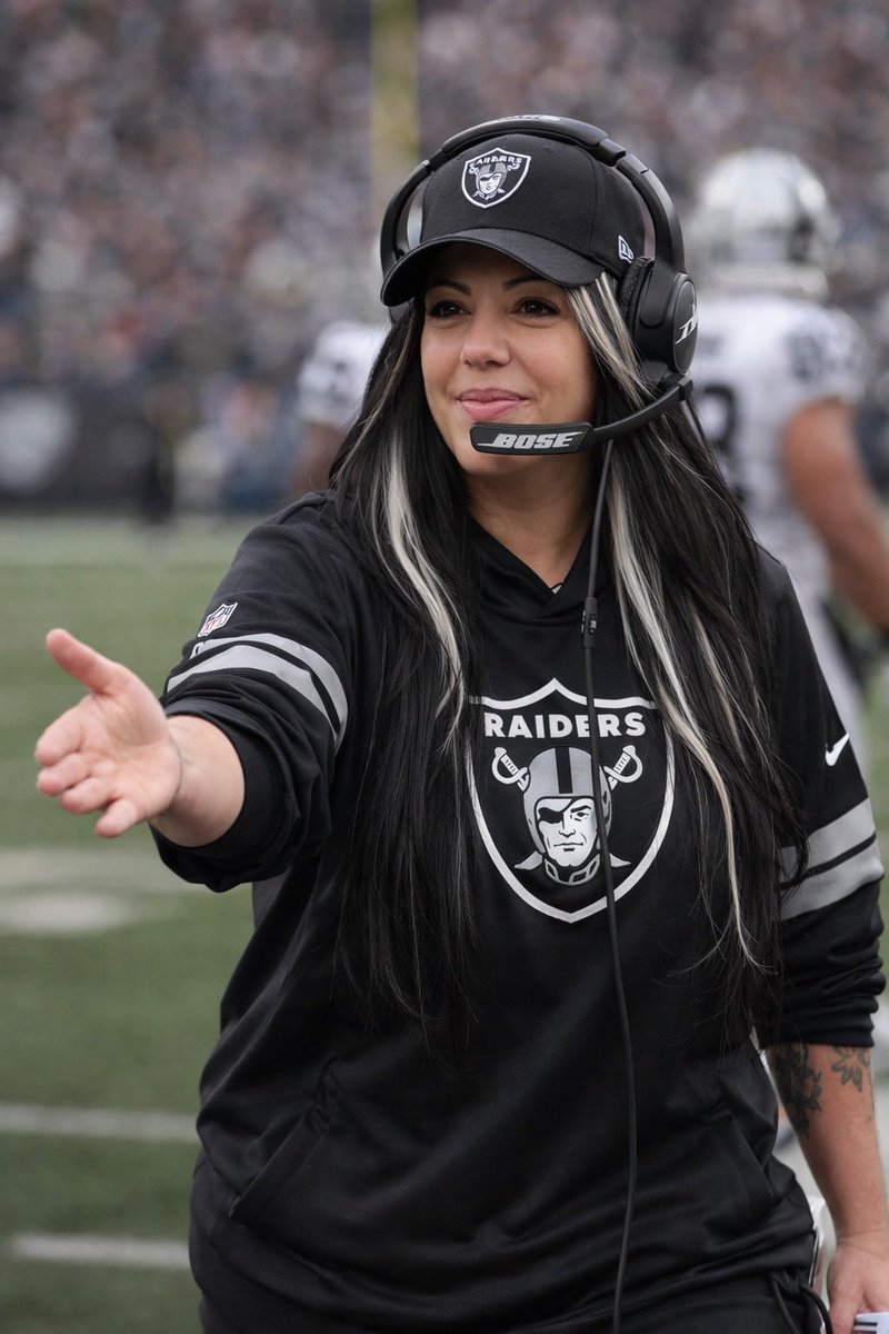 Angie formally The TaB Lady now The FaB Lady tweet media