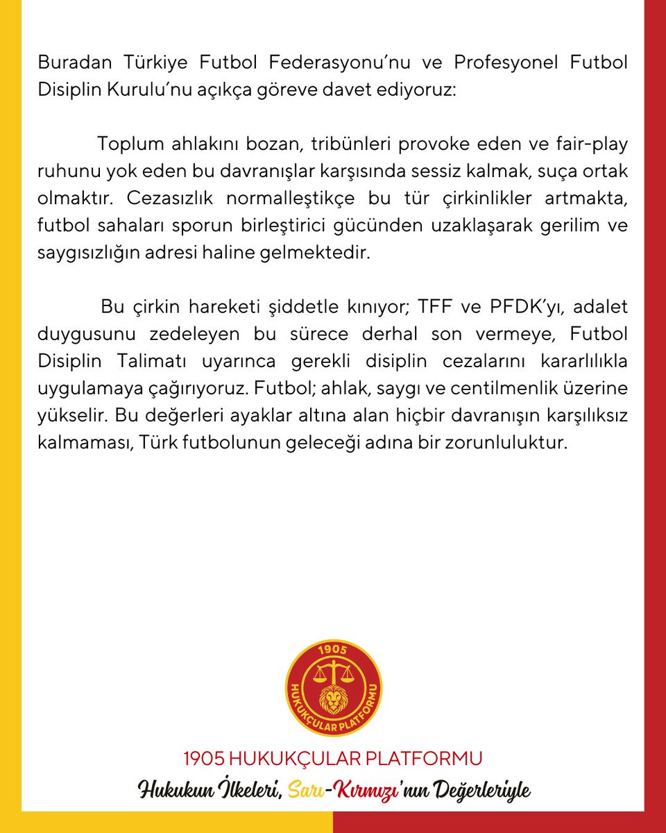 1905hukukcular's tweet photo. Tribünlere Ahlaksızlık, Kurallara Sessizlik:
Türk Futbolunda Cezasızlık Utancı

Kocaelispor – Fenerbahçe karşılaşmasında, Fenerbahçe oyuncusu Milan Škriniar’ın attıkları golden sonra tribünlere dönerek sergilediği ahlak dışı ve edep sınırlarını aşan hareket, futbol sahalarında asla kabul edilemeyecek bir saygısızlıktır. Stadyumda ailelerin, kadınların ve minik çocukların bulunduğu bir ortamda yapılan bu hayasız davranış, yalnızca Kocaelispor taraftarını değil, Türk futbolunun vicdanını da derinden yaralamıştır.

Ne yazık ki bu ilk değildir. Daha önce aynı takımın kalecisi Ederson ve futbolcusu Duran’ın taraftarlara yönelik benzer provokatif hareketleri cezasız kalmış, bu cezasızlık ortamı söz konusu kulüp futbolcularının kendilerini dokunulmaz hissetmesine yol açmıştır. Oysa aynı kurallar Galatasaray’ımızın futbolcusu Mauro Icardi için bir taraftarın çektiği video sonucu jet hızıyla uygulamaktadır. Disiplin kuralları renk ayrımı yapmaksızın uygulanmalıdır. Kuralların hiçe sayıldığı, renge, takıma, kuruma göre uygulandığı, spor ahlakının ayaklar altına alındığı bu tablo, Türk futbolunun itibarına açıkça zarar vermektedir.

Buradan Türkiye Futbol Federasyonu’nu ve Profesyonel Futbol Disiplin Kurulu’nu açıkça göreve davet ediyoruz:
Toplum ahlakını bozan, tribünleri provoke eden ve fair-play ruhunu yok eden bu davranışlar karşısında sessiz kalmak, suça ortak olmaktır. Cezasızlık normalleştikçe bu tür çirkinlikler artmakta, futbol sahaları sporun birleştirici gücünden uzaklaşarak gerilim ve saygısızlığın adresi haline gelmektedir.

Bu çirkin hareketi şiddetle kınıyor; TFF ve PFDK’yı, adalet duygusunu zedeleyen bu sürece derhal son vermeye, Futbol Disiplin Talimatı uyarınca gerekli disiplin cezalarını kararlılıkla uygulamaya çağırıyoruz. Futbol; ahlak, saygı ve centilmenlik üzerine yükselir. Bu değerleri ayaklar altına alan hiçbir davranışın karşılıksız kalmaması, Türk futbolunun geleceği adına bir zorunluluktur.

@TFF_Org 
#Galatasaray 
#KSvFB