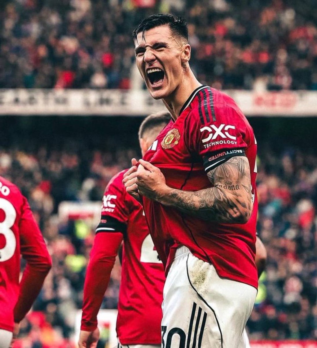 🇸🇮💥 𝐁𝐄𝐍𝐉𝐀𝐌𝐈𝐍 𝐒̌𝐄𝐒̌𝐊𝐎 (𝟐𝟐) scored 𝟒 𝐆𝐎𝐀𝐋𝐒 in his last 4 matches:

- ⚽️ vs Fulham 
- ❌ vs Arsenal 
- ⚽️ vs Brighton 
- ⚽️⚽️ vs Burnley 

𝐎𝐍 𝐓𝐇𝐄 𝐑𝐈𝐒𝐄 📈🚀

<a href="/C_Peacemaker1/">Chris The Peacemaker</a>