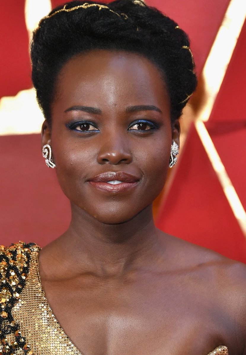 Uppity Hobbit: Maker of Things tweet media