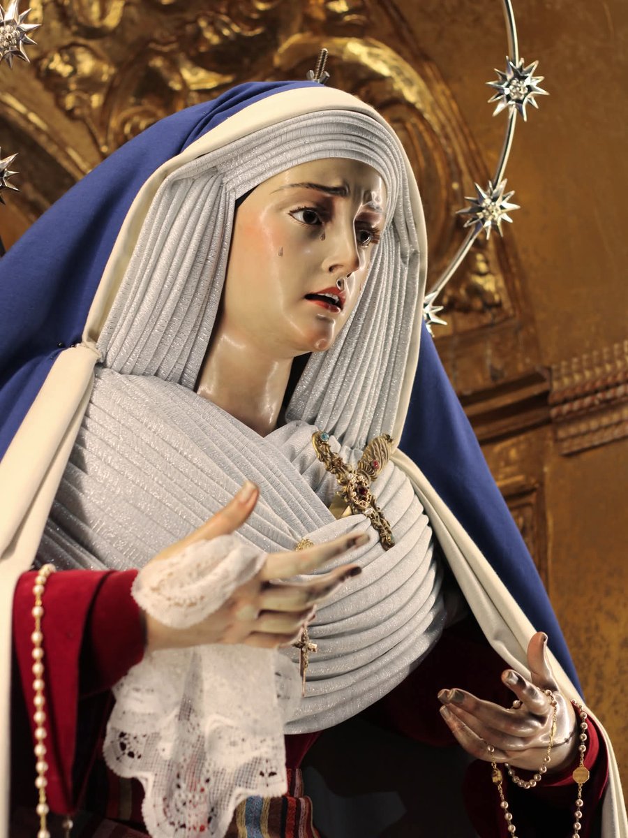 hdadnazareno_'s tweet photo. Así se presenta la bendita imagen de María Santísima de los Dolores ataviada de #hebrea para el cercano tiempo Cuaresmal.
El esmero en su atavío ha sido llevado a cabo por su vestidor, D. José Carlos Hernández Ruiz.
#HermandadNazareno #Chiclana #Tomatucruzysígueme https://t.co/0xkpJuAj62