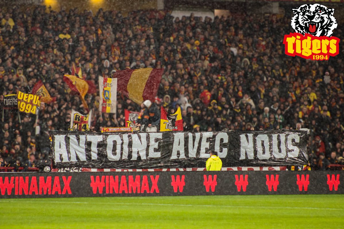 Red Tigers 1994 tweet media