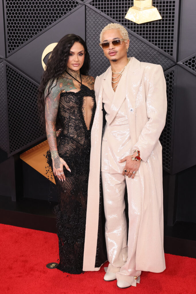 DES. (@destinconrad) on Twitter photo 