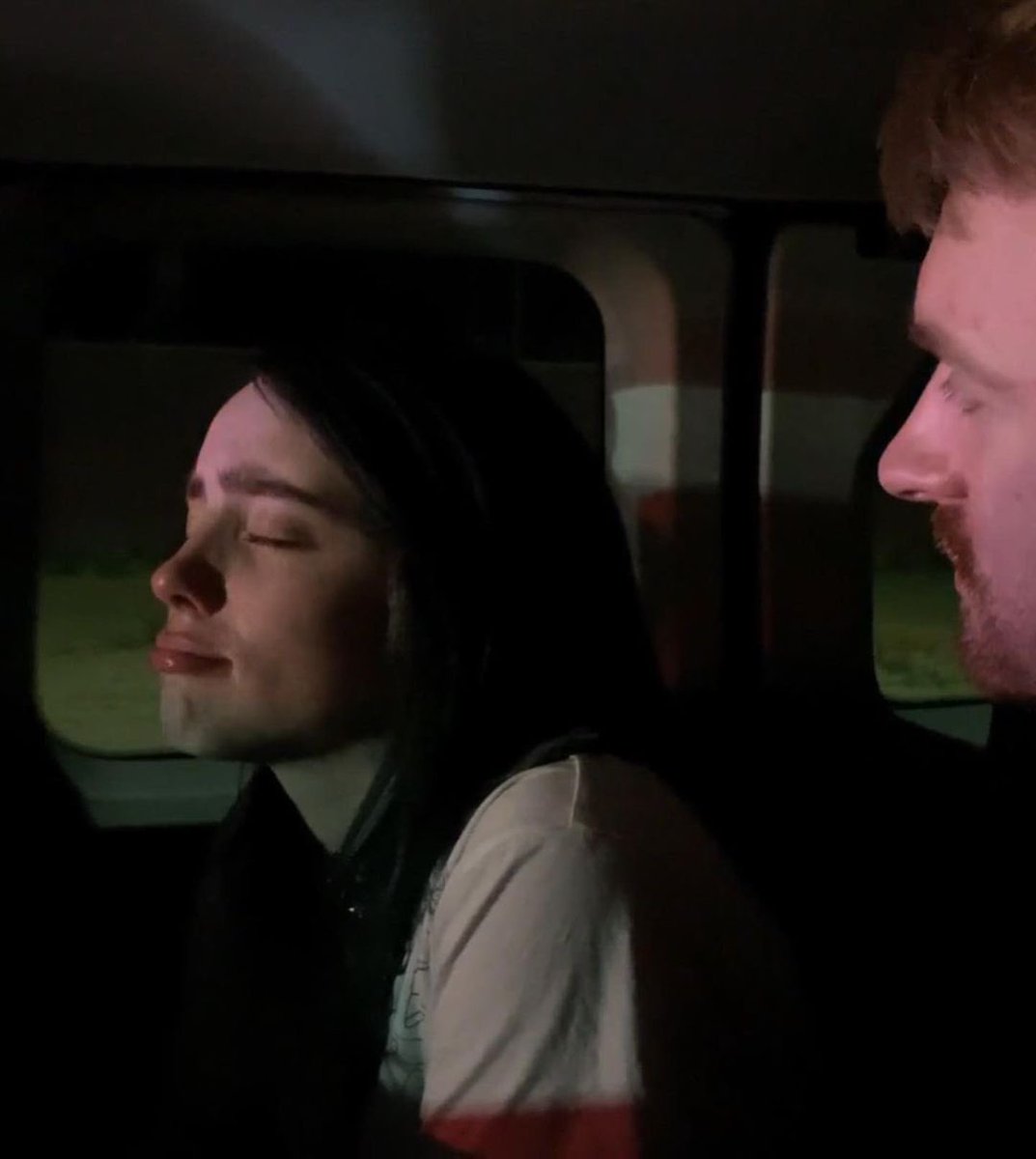 bizzleeilish's tweet image. like this #notexaggerating