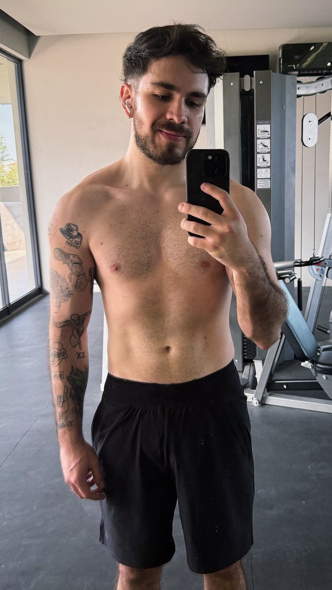max_pasiv0's tweet photo. Ju4an 💪🫦 https://t.co/MflB4ZsgxL