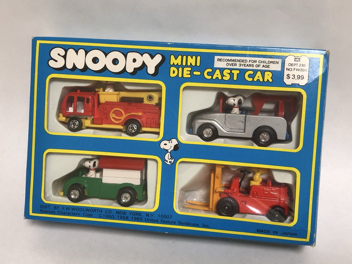 トミカの金型やホイールを流用したAviva社のSnoopy Mini Die-Cast Car