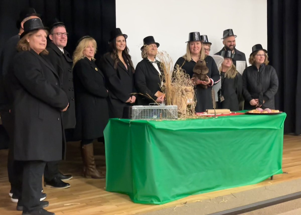 RyanScheidt13's tweet photo. The Groundhog Day assembly at L.B. Morris Elementary School in Jim Thorpe. Their groundhog Morris has also predicted 6 more weeks of winter. @BRCNews13 @JTOlympians #BRCNews13 #JimThorpe #GroundhogDay https://t.co/jOYikZsxpB