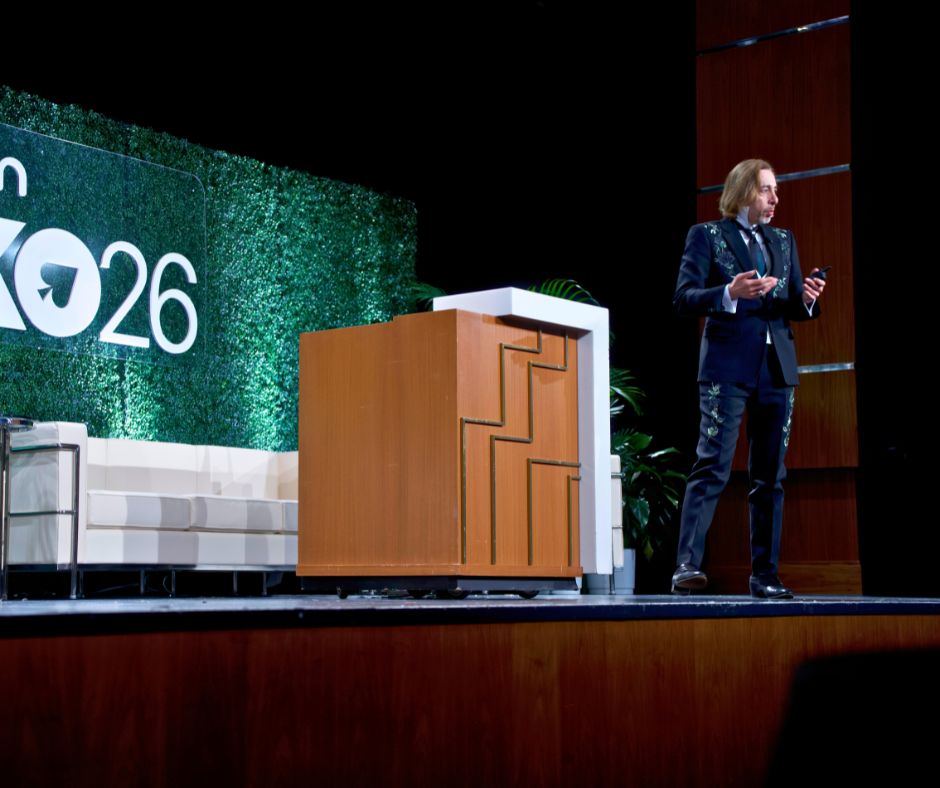 DDNintelligence's tweet photo. SKO always sets the bar. 👏 

Today’s keynotes from Alex Bouzari and Paul Bloch were a reminder of what’s possible when a team is aligned around a shared mission.

We're inspired by the energy, the conviction, and the drive to build what’s next. 

#DDNSKO26 #DDNBRKTHRU https://t.co/ASju3JClTD