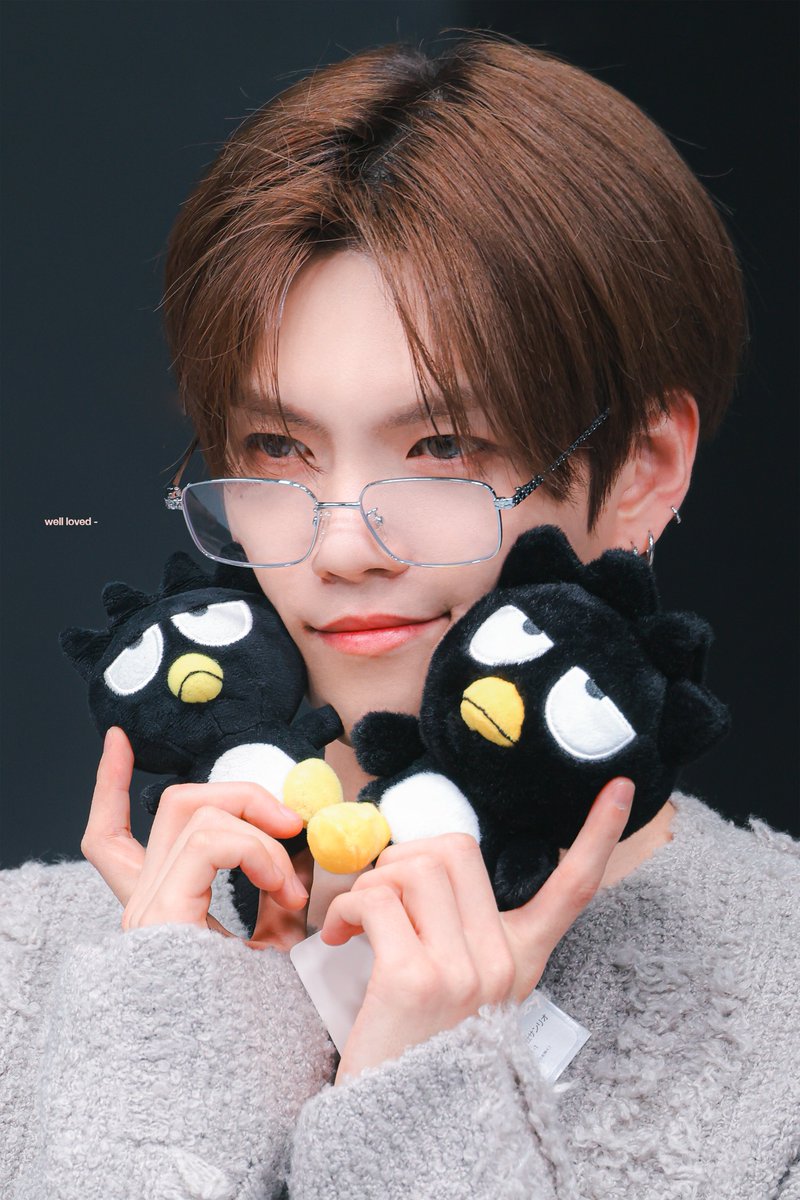 wellloved_GH's tweet photo. 260129 
I see no difference  

#계현 #조계현 #GYEHYEON 
#베리베리 #VERIVERY #웰럽 https://t.co/Y0HvrYKko6