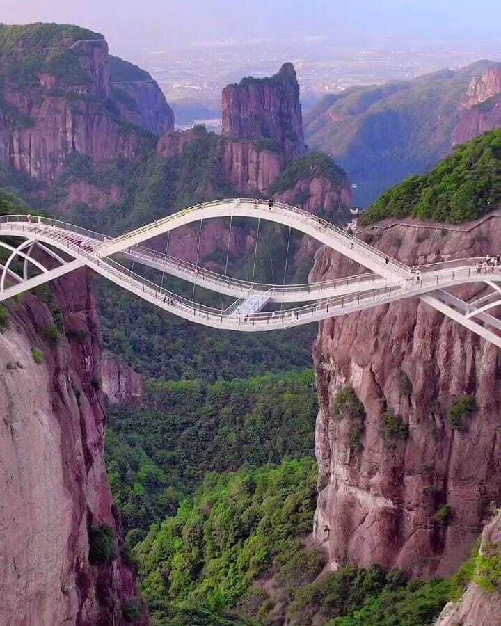globetogotravel's tweet photo. Walking above the clouds on China’s Ruyi Bridge 🌉⛰️ A heart-racing masterpiece suspended between cliffs. Dare to cross?
This is what paradise actually looks like 🌴✨
https://t.co/kOJESMf28N 
#RuyiBridge #ChinaTravel #BucketList #AdventureTravel https://t.co/0eqH5skjOB