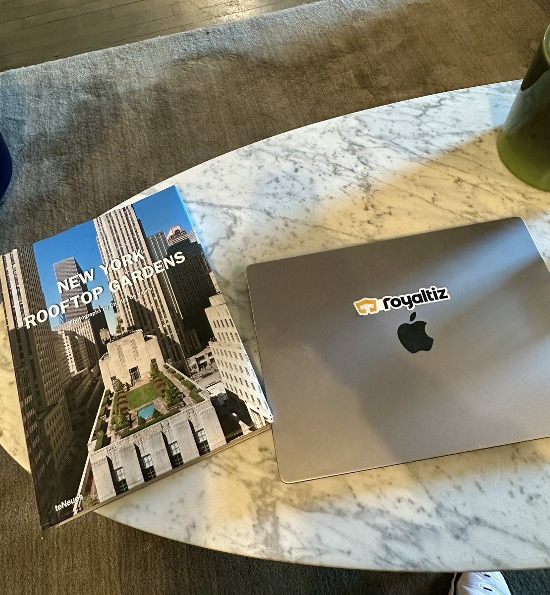 royaltiz_off's tweet photo. Royaltiz lands in New York

New offices in Manatthan 🗽

One ambition: become the #1 consumer app onchain

Launching soon on @base https://t.co/t5BNWFmAxO