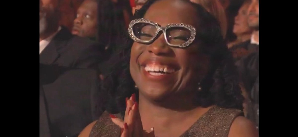 No🍊Mo😭Roe (@americanmohawk) on Twitter photo 