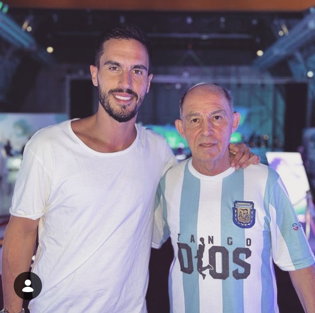 FichaLimpiaInde's tweet photo. Cualquier semejanza con la realidad es pura coincidencia. O NO.... @OrgulloRojoWeb @Independiente @InfiernoRojo @DeLaCunaAlInf @SociosporCAI @AmplitudCAI https://t.co/Q8X1WdaNTM