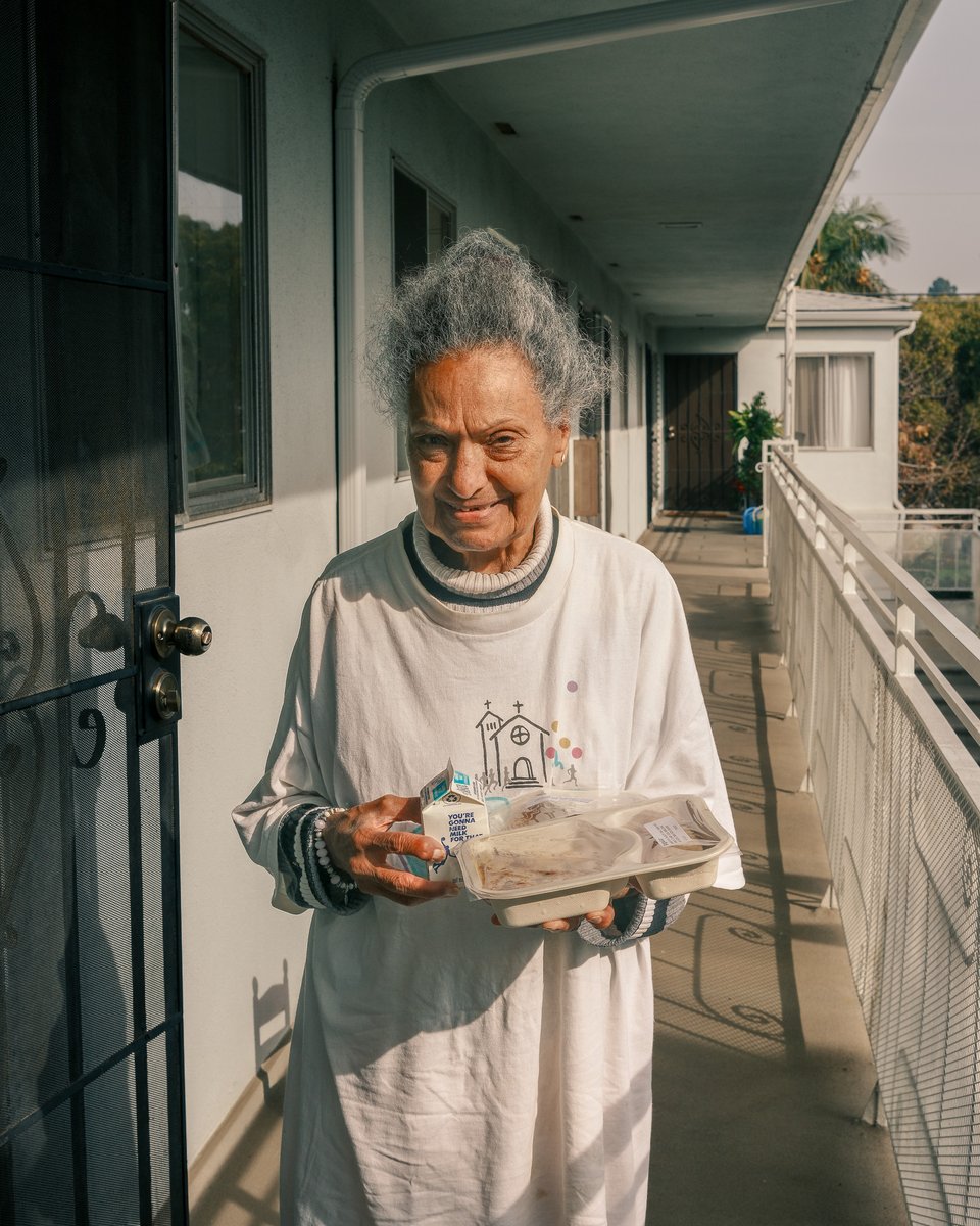 Meals On Wheels West tweet media