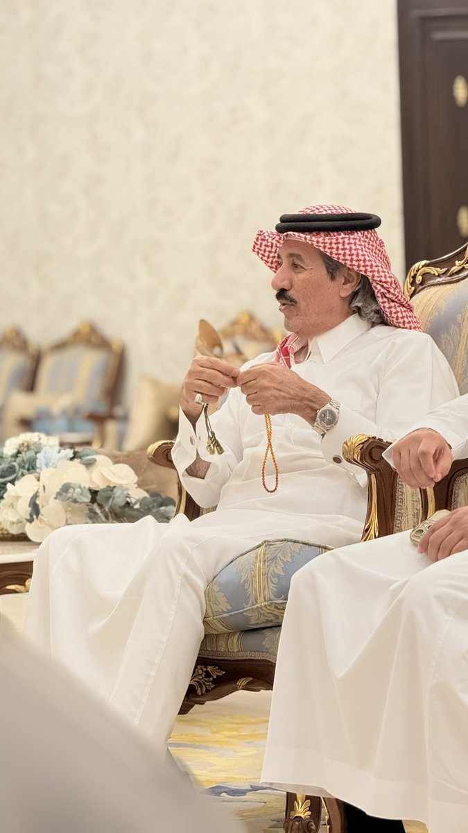 ll2zz's tweet image. تشرفت بزيارة الأمير : شافي بن سالم ال شافي : امير الفوج السادس والأربعون 
على شرف / الأمير : خالد بن سلطان ابن فهيد امير الفوج الثامن 
في قصره العامر في الرياض @shafi_s_alshafi