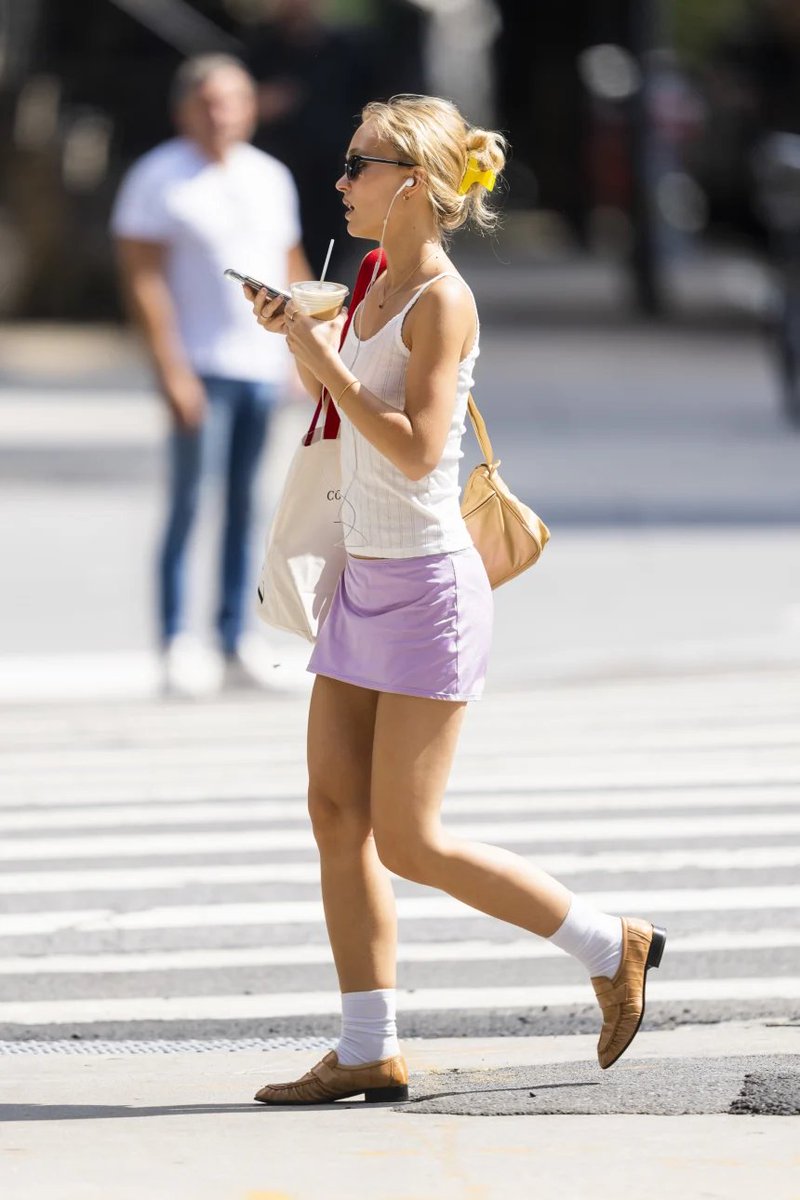 I'm totally OK with this...
Bring 'em back !!!
"Why wired headphones are swinging back into style"
edition.cnn.com/world/wired-he…