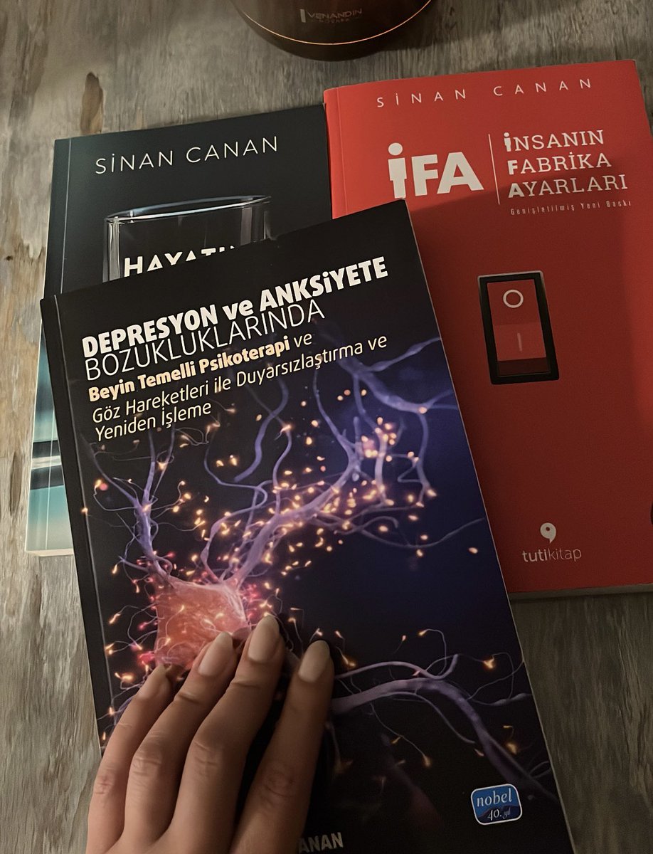 Kahraman Tazeoğlu, Hikmet Anıl Öztekin okuyan insanlarla muhatap olamam iyi akşamlar