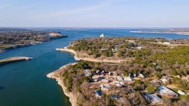 jimraines's tweet photo. Unwind near Lake Whitney! 🏞️ Over half an acre at 111 County Rd 1625, Clifton TX. small building with electric, 50 amp hookup &amp; water at the road—ready for your dream! Info: https://t.co/hLYp3CCWTg 817-564-44O5 https://t.co/BFcMOMo6no