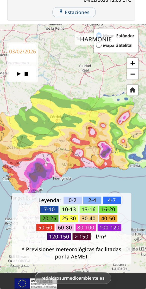 Granada_Meteo's tweet photo. Mañana esperamos una jornada variable con chubascos que sobre todo se producirán durante últimas horas de la noche y la madrugada del miércoles con bastante intensidad toda la jornada por ahora aviso amarillo por lluvias y vientos en toda la provincia.
El segundo mapa nos muestra el modelo Harmonie que usa Aemet el cual va desde las 12 de la mañana del martes hasta las 12 del miércoles y vemos acumulados entre 30/50 litros en gran parte de la provincia y en las Sierras hasta mas de 150 litros en Sierra  Nevada…Con una cota de nieve que podría subir hasta los 2700 metros lo que provocaría un gran deshielo…
El Europeo en la misma linea y la barras de modelos vemos acumulados para la capital medios de 60 a 90 litros de media, situación muy compleja y alto riesgo de inundaciones…
Esta noche la cota de nieve rondará los 1300 metros
Seguiremos informando