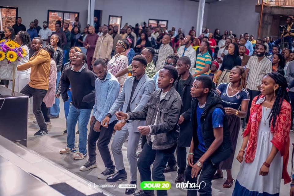 Lacompassionch's tweet image. Revivez en images 📸 notre deuxième intervention du pasteur, le samedi 31 janvier, à Alpha 40 Lubumbashi.

Merci au prophete Pasteur Gedeon Mulumba &amp;amp; Maman patience  pour l’invitation  #alpha40 #jesus #dieu #lubumbashi #lacompassion u
