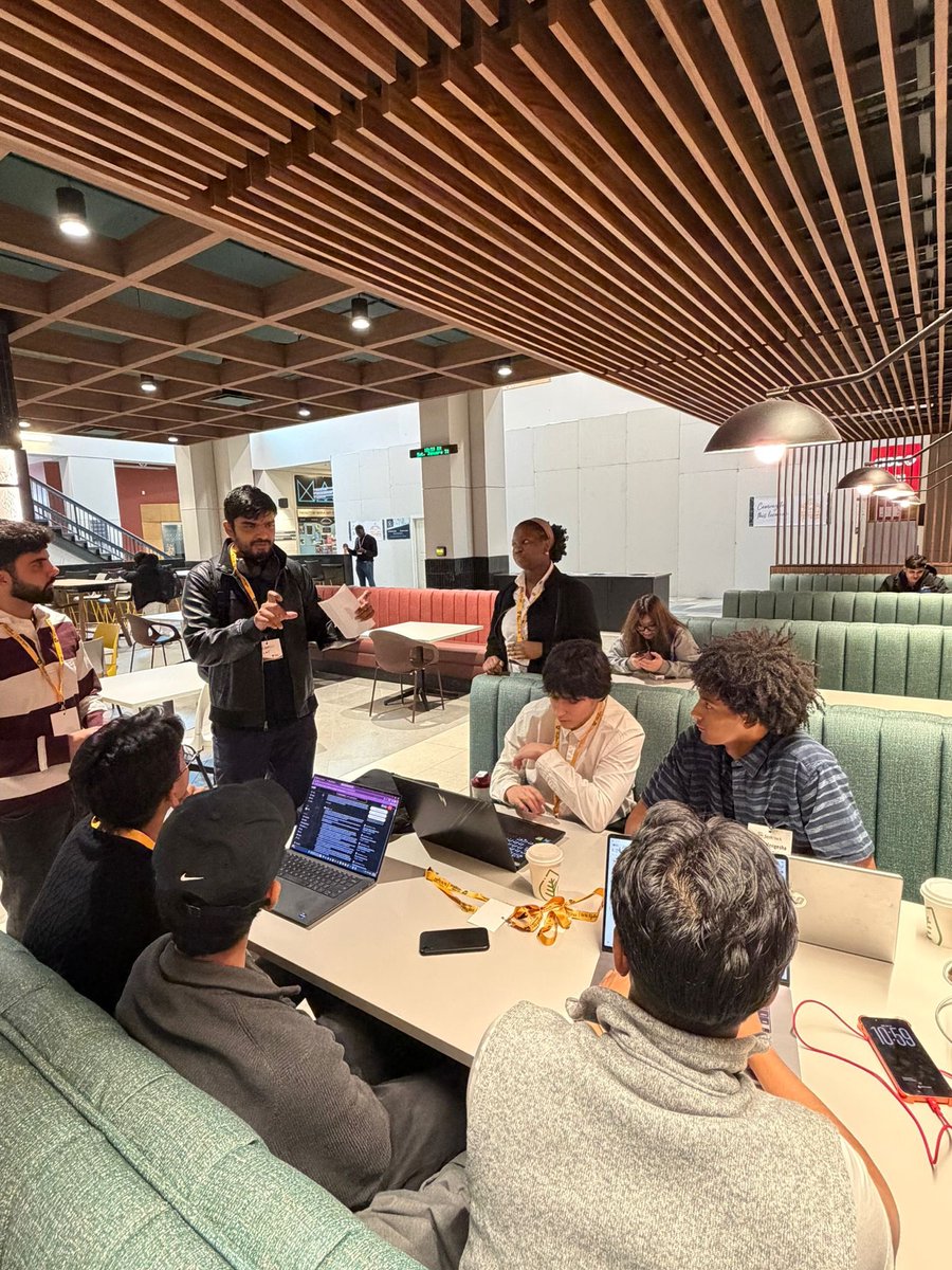 satilogio's tweet photo. From participant to mentor!

Mentored at Saskatchewan’s first province wide hackathon, SaskHack! https://t.co/uf04uxB08T