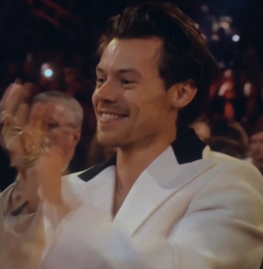 habrinacrave's tweet image. pure class