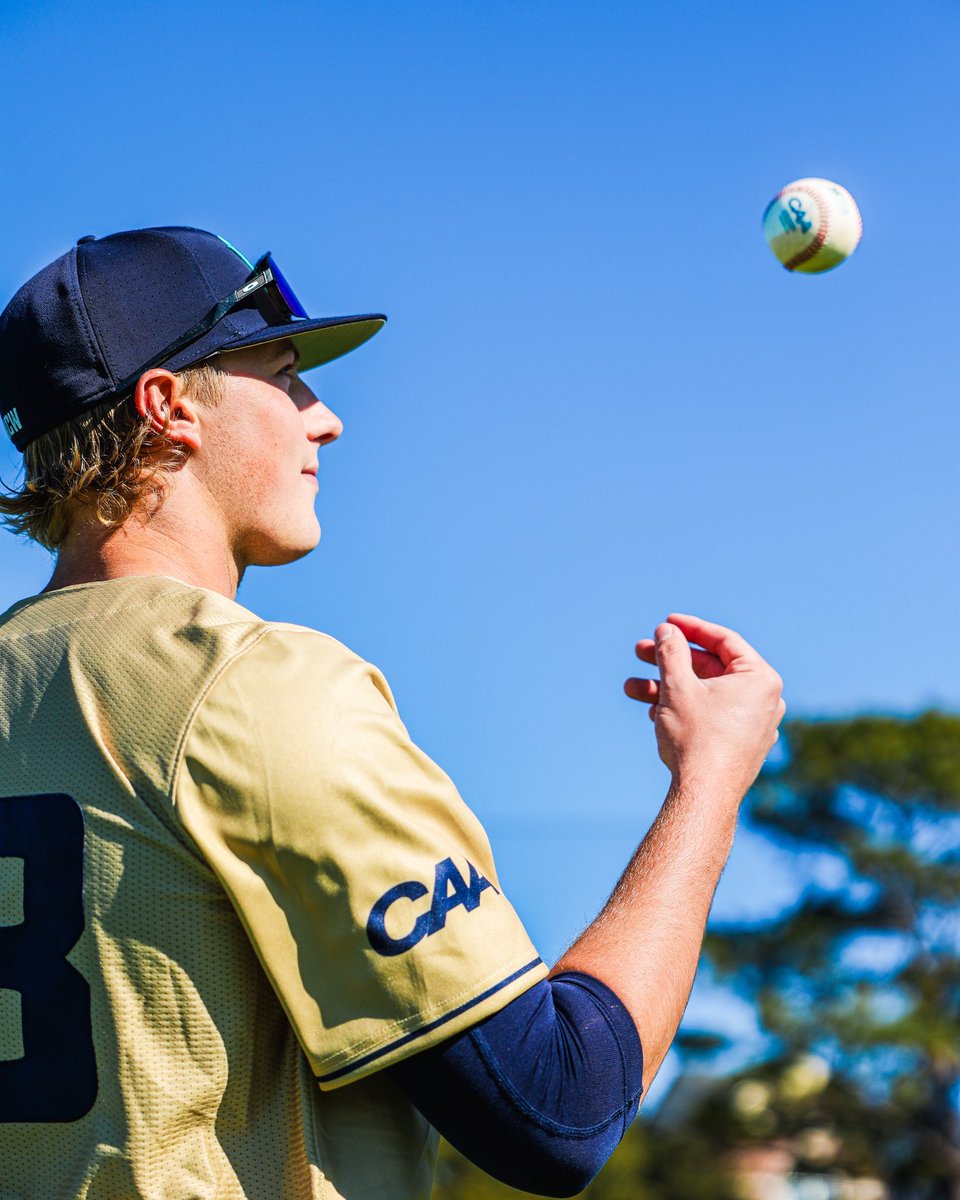 UNCWBaseball's tweet photo. a new addition to the lineup 🧵

#SeahawkBaseball https://t.co/aUd8xPmPN8
