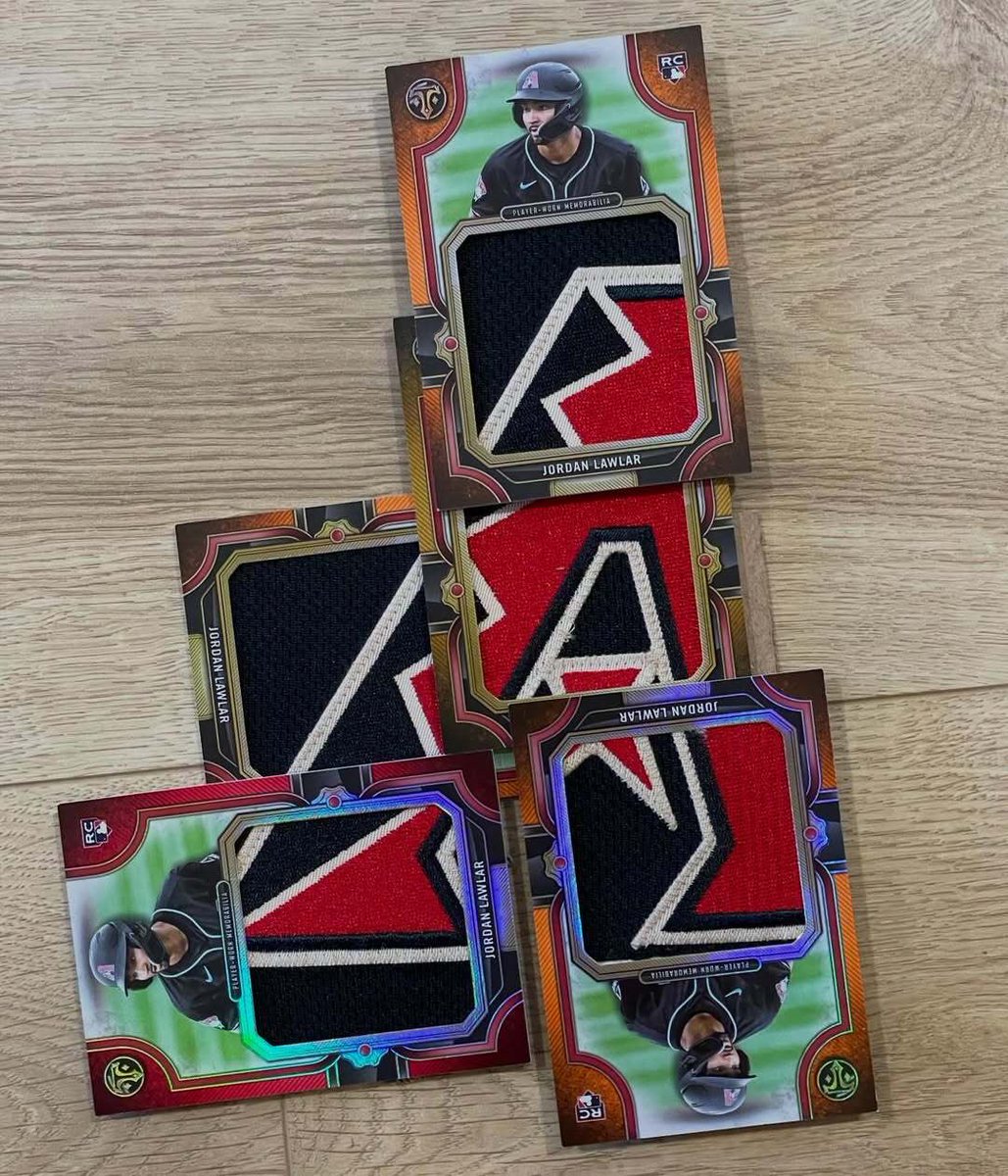 CRAZY COLLECTION 🔥 

This collector tracked down every patch to reconstruct the entire D-backs logo from these ultra-rare cards. 

Amazing. 

(📸 <a href="/Azbaseballfan1/">bowmanbowser</a>)
