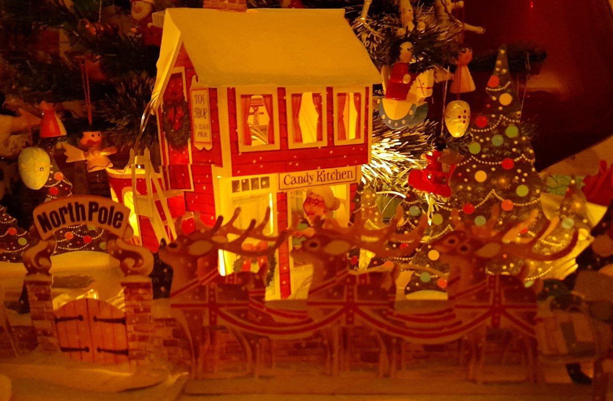 Today is candlemas, so it's goodbye to Christmas tomorrow until November.